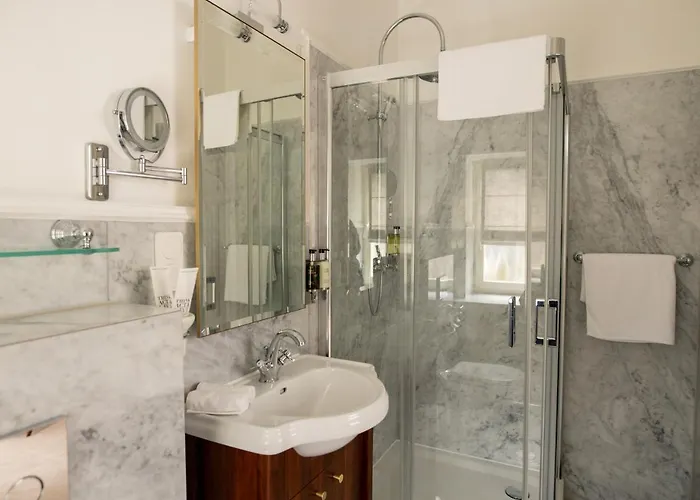 Villatoro Згожелец